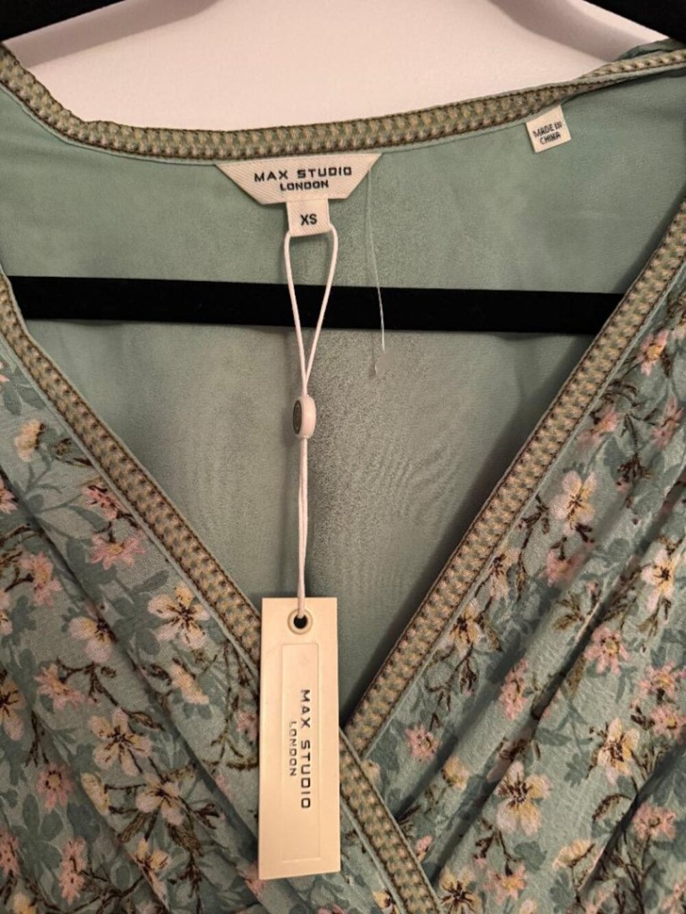 NWT | Max Studio London Floral Smocked Maxi Dress | XS - Picture 2 of 3